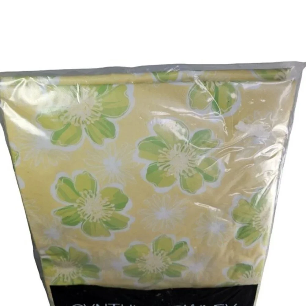 Cynthia Rowley 213 tablecloth part